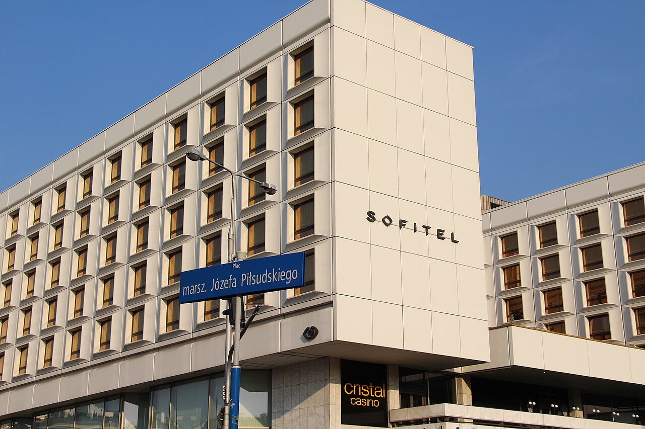 Das Sofitel Victoria in Warschau, Veranstaltungsort der OSZE-Konferenz; Archivfoto von 2015, kein Bild der Konferenz.